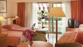 Hotel Les Strelitzias Antibes Juan Les Pins
