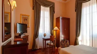 Pierre Hotel Florence