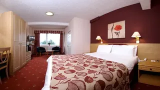 The Queens Hotel & Spa Bournemouth