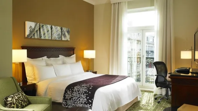 Wyndham Doha West Bay photo 1