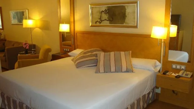 Hesperia Hotel A Coruna photo 4