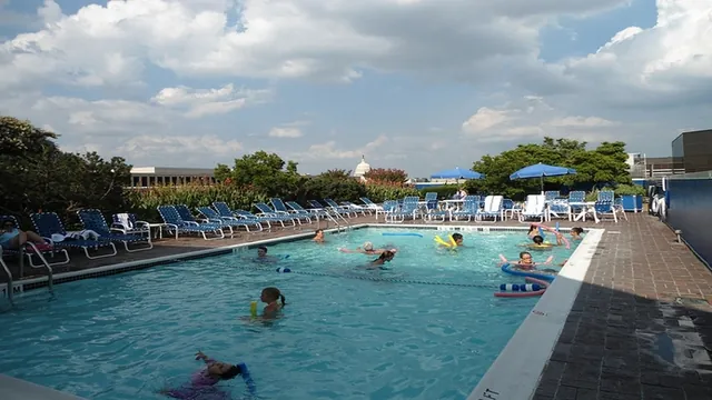 Wyndham Xinyang Downtown photo 2