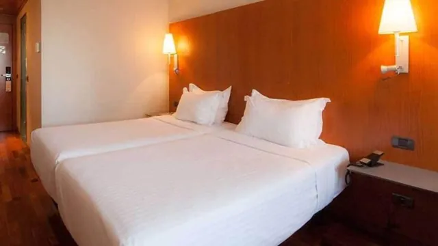 TRYP Jerez Hotel photo 2