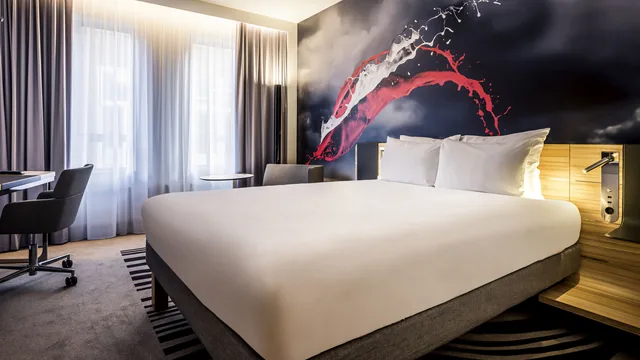 Baymont by Wyndham Arlington at Six Flags Dr photo 4