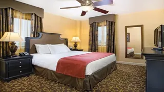 Avenue Plaza Hotel & Spa New Orleans