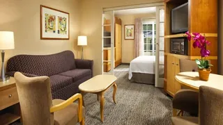 Anaheim Portofino Inn & Suites