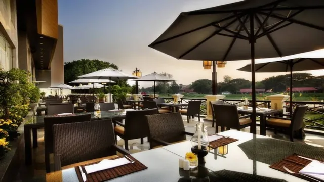 Holiday Inn Chiang Mai photo 2