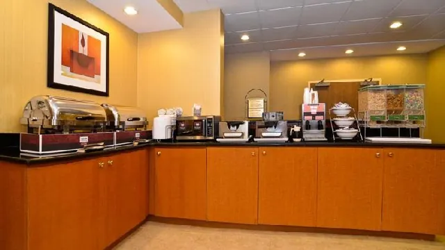 Comfort Suites Universal Studios Area photo 2