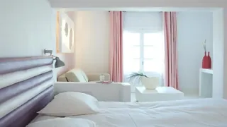 Bill & Coo Suite & Lounge Mykonos Hotel