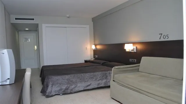 Hostal Magnolia Lloret De Mar photo 1