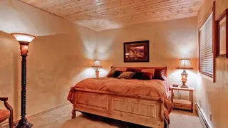 Evergreen Townhomes By Resortquest Resort Steamboat Springs