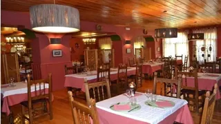 Almanzor Hostal Avila