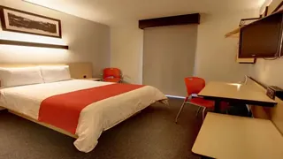 City Express Queretaro Jurica Hotel