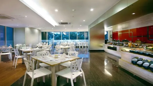 Neo Hotel Cideng Jakarta photo 1