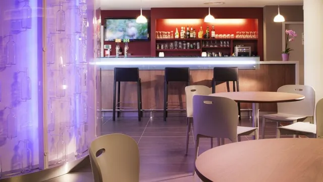 Campanile Bordeaux Centre - Gare Saint Jean Hotel photo 3