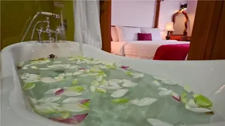 Royal Crown Hotel & Spa