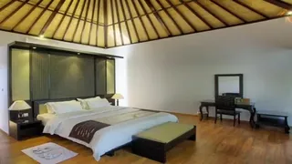 Gino Feruci Villa Lovina