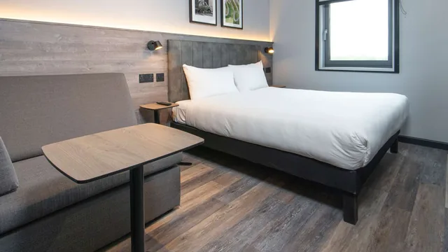 Ibis Styles London Gatwick Airport photo 4