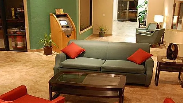 Ibis Styles Chiang Mai photo 2