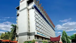 Danau Toba International