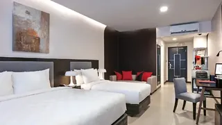 Summit Hotel Magnolia