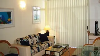 Palm Cove Tropic Apartments