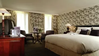 Ibis Styles Kunming Nanping Waliking Street