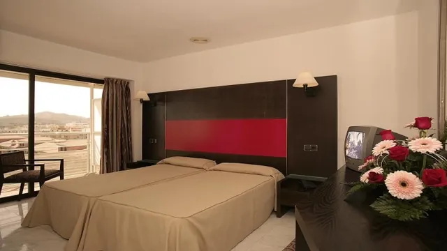 Bahia de Alcudia Hotel Mallorca Island photo 2