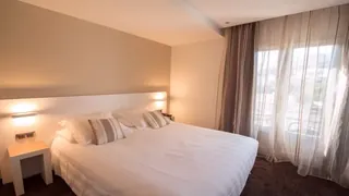 Rixos Sungate - The Land Of Legends Access