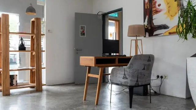 Big Big Hotel photo 2