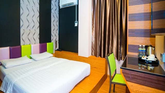 Holmes Johor Jaya Hotel photo 3