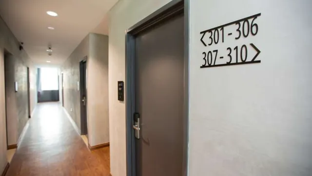 1 Hotel Mahkota Cheras photo 3