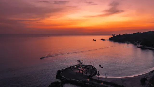 Green Bay Phu Quoc Resort and Spa photo 2