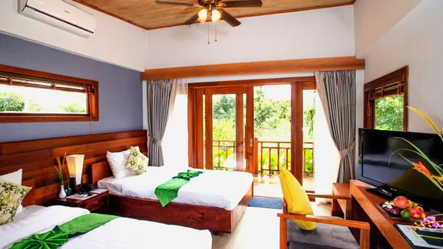 Mayura Hill Hotel and Resort photo 3