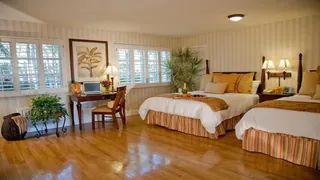 Peacock Suites Resort Anaheim