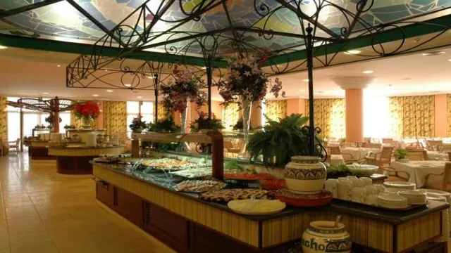 Andaman White Beach Resort Phuket photo 2