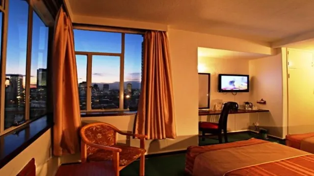 Aloft Bangkok Sukhumvit 11 photo 3