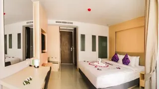 Andatel Grande Patong Phuket Hotel