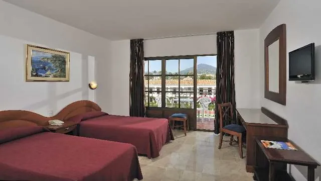 Globales Cortijo Blanco Hotel Marbella Costa Del Sol photo 1