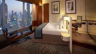 Jumeirah Emirates Tower Hotel Dubai