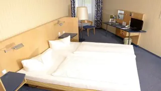 Mercure Hotel Elbpromenade Dresden