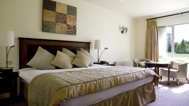 Audleys Wood Hotel Basingstoke A Hand Picked Hotel photo 1