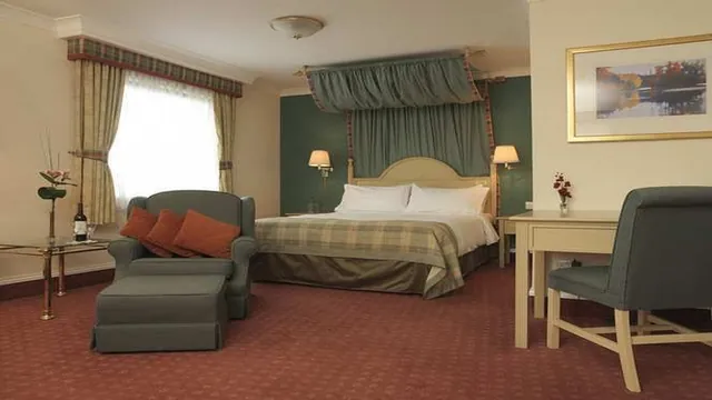 Alter Hotel Barge photo 1