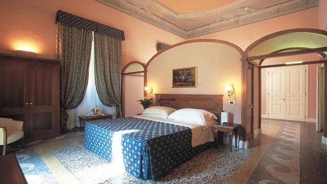 Privilege Hotel Florence photo 2