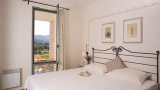 Madame Vacances Residence Provence Country Club Avignon