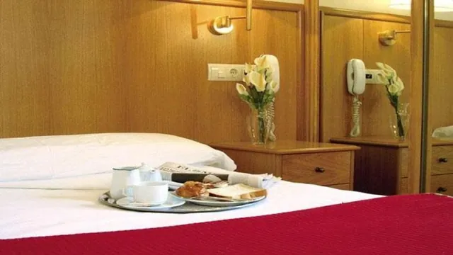 A&H El Parque Hotel Madrid photo 2