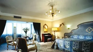 Radisson Hotel Orlando Lake Buena Vista