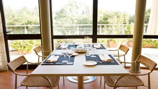 NH Delta Hotel Tudela photo 3