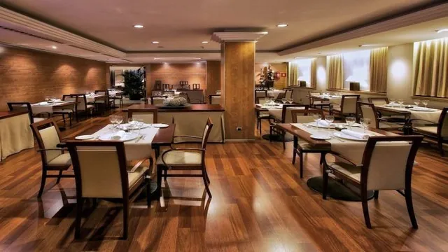 Days Inn by Wyndham Patong Beach Phuket photo 2