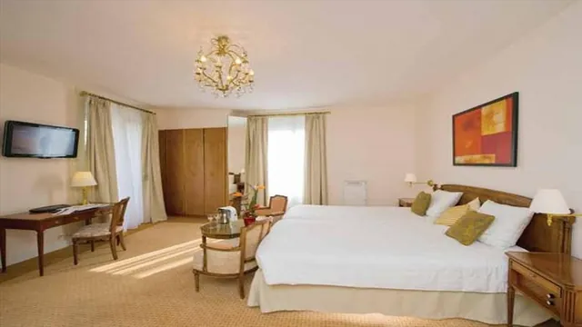 Cristal Hotel Abu Dhabi photo 1